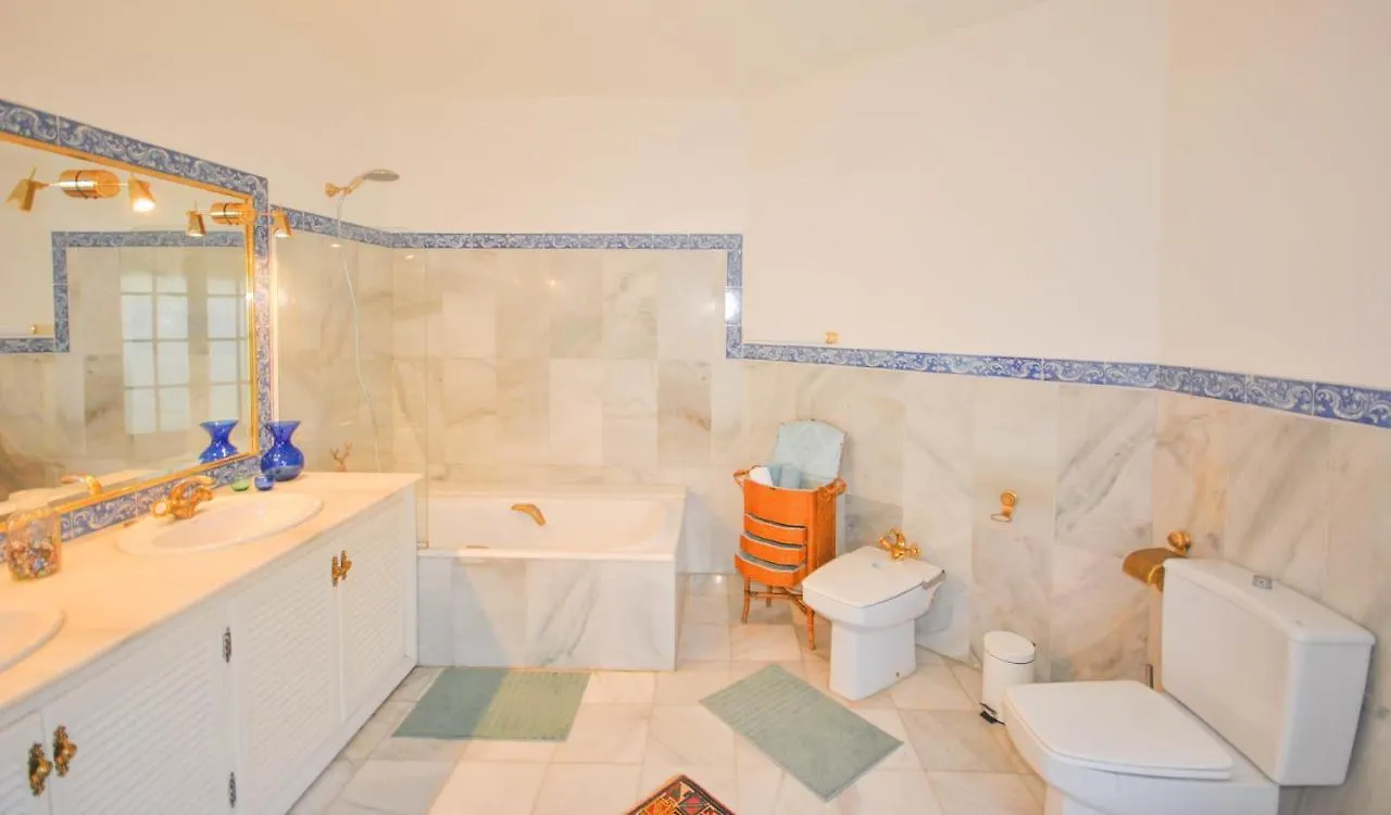 فندق مبيت وإفطار بينالماذينا Villa Caravane إسبانيا